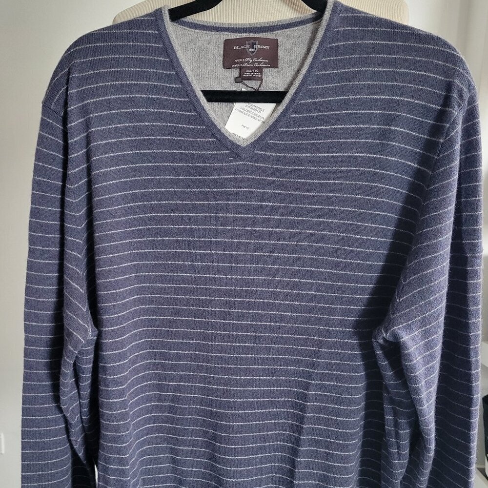 NWT –Mens Brown and Black Grey Cashmere Lightweight Sweater (Size: XXL)